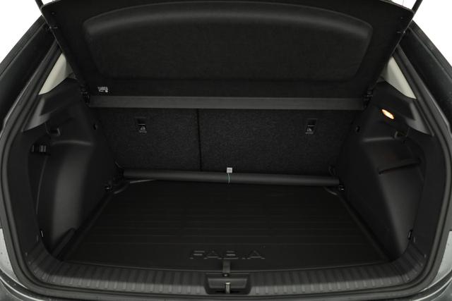 Skoda Fabia Selection 1.0 TSI Selection, LED, Winter, App-Connect, Ladeboden, sofort 