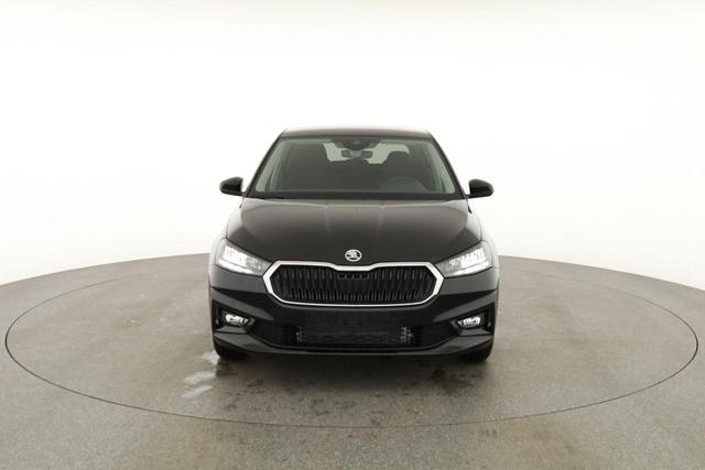 Skoda Fabia Selection 1.0 TSI DSG Selection, 15-Zoll schwarz, Winter, Ladeboden, sofort 
