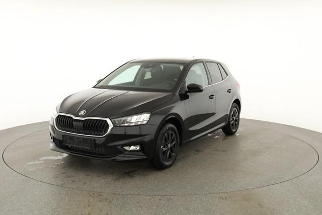 Skoda Fabia Selection 1.0 TSI DSG Selection, 15-Zoll schwarz, Winter, Ladeboden, sofort 