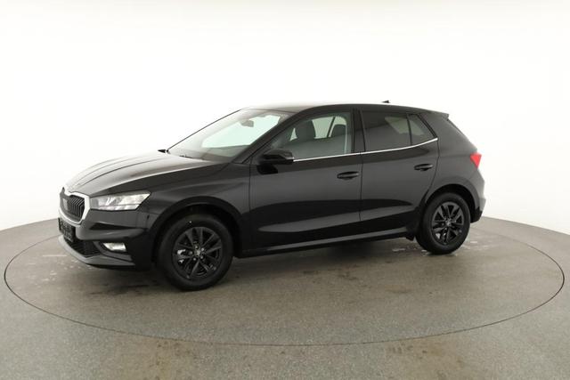 Skoda Fabia Selection 1.0 TSI DSG Selection, 15-Zoll schwarz, Winter, Ladeboden, sofort 