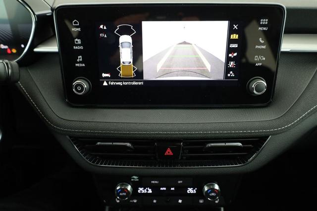 Skoda Fabia Selection 1.0 TSI DSG Selection, LED, Kamera, Winter, App-Connect, Ladeboden, sofort 