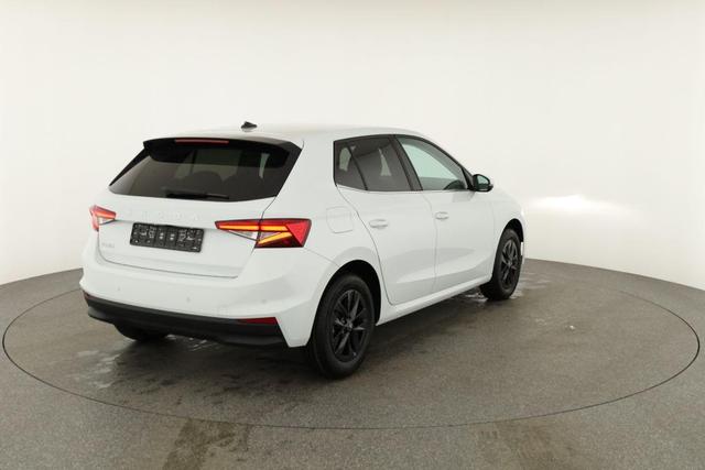 Skoda Fabia Selection 1.0 TSI DSG Selection, LED, Kamera, Winter, App-Connect, Ladeboden, sofort 