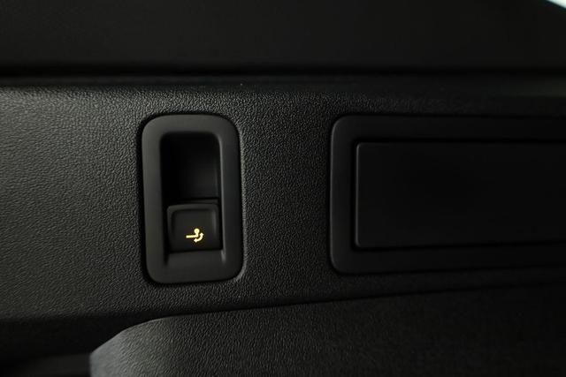 Volkswagen Tiguan 1.5 TSI eHybrid 200 kW R-Line Black, Pano, 20-Zoll, AHK, AreaView 