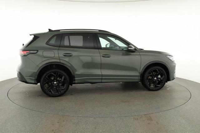 Volkswagen Tiguan 1.5 TSI eHybrid 200 kW R-Line Black, Pano, 20-Zoll, AHK, AreaView 