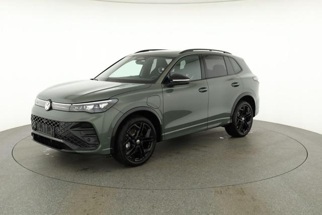 Volkswagen Tiguan 1.5 TSI eHybrid 200 kW R-Line Black, Pano, 20-Zoll, AHK, AreaView 