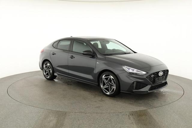 Hyundai i30 N Line 1.5 T-GDI DCT Fastback N-LINE, Navi, 18-Zoll, Kamera, LED, Winter 