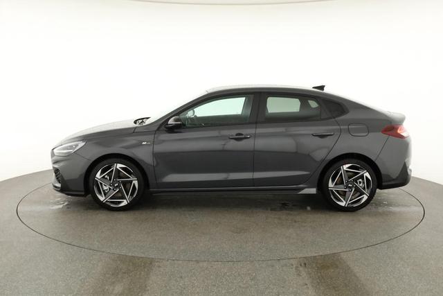 Hyundai i30 N Line 1.5 T-GDI DCT Fastback N-LINE, Navi, 18-Zoll, Kamera, LED, Winter 