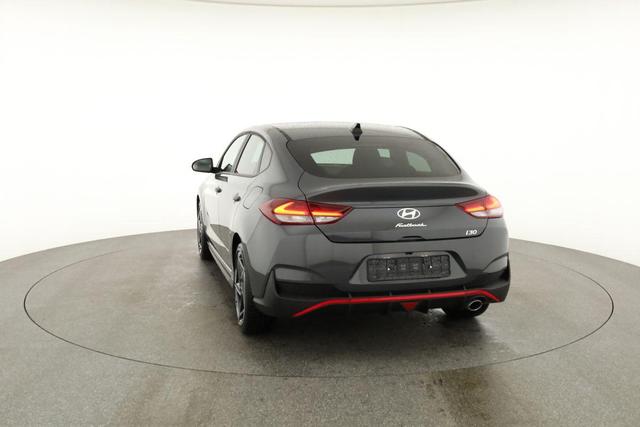 Hyundai i30 N Line 1.5 T-GDI DCT Fastback N-LINE, Navi, 18-Zoll, Kamera, LED, Winter 