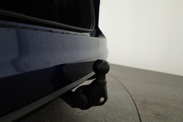 Volkswagen Touran Comfortline BMT/Start-Stopp 1.5 TSI DSG Comfortline, 7-Sitzer, AHK, Navi, Kamera, Side, Winter, 3 J.-Garantie 