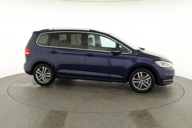 Volkswagen Touran Comfortline BMT/Start-Stopp 1.5 TSI DSG Comfortline, 7-Sitzer, AHK, Navi, Kamera, Side, Winter, 3 J.-Garantie 