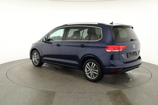 Volkswagen Touran Comfortline BMT/Start-Stopp 1.5 TSI DSG Comfortline, 7-Sitzer, AHK, Navi, Kamera, Side, Winter, 3 J.-Garantie 