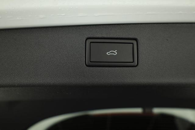 Volkswagen Tiguan 1.5 TSI eHybrid 200 kW R-Line Black, Pano, 20-Zoll, AHK, AreaView 