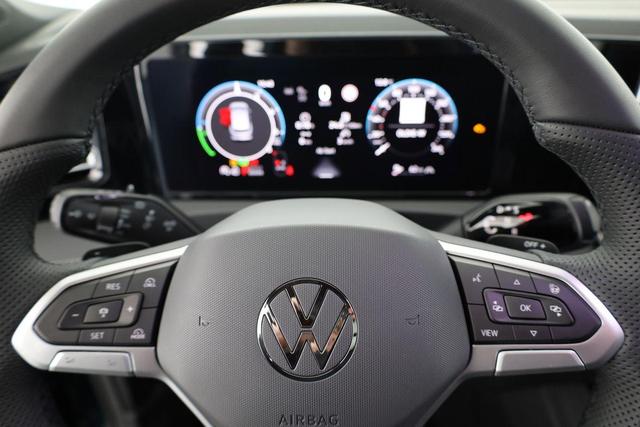 Volkswagen Tiguan 1.5 TSI eHybrid 200 kW R-Line Black, Pano, IQ.Light, 20-Zoll, AHK, AreaView 