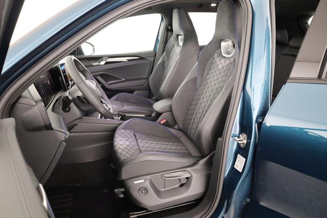 Volkswagen Tiguan 1.5 TSI eHybrid 200 kW R-Line Black, Pano, IQ.Light, 20-Zoll, AHK, AreaView 