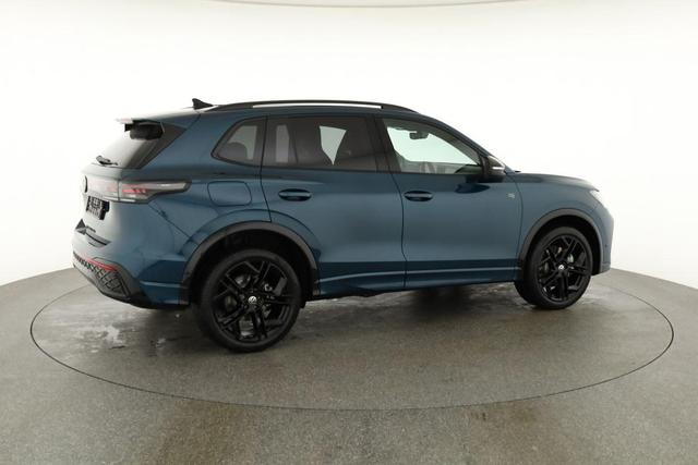 Volkswagen Tiguan 1.5 TSI eHybrid 200 kW R-Line Black, Pano, IQ.Light, 20-Zoll, AHK, AreaView 