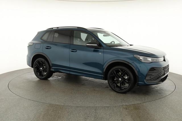 Volkswagen Tiguan 1.5 TSI eHybrid 200 kW R-Line Black, Pano, IQ.Light, 20-Zoll, AHK, AreaView 