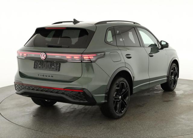 Volkswagen Tiguan 1.5 TSI eHybrid 200 kW R-Line Black, Pano, IQ.Light, 20-Zoll, AHK, AreaView 