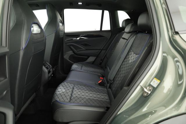 Volkswagen Tiguan 1.5 TSI eHybrid 200 kW R-Line Black, Pano, IQ.Light, 20-Zoll, AHK, AreaView 