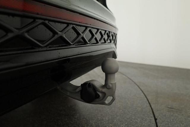 Volkswagen Tiguan 1.5 TSI eHybrid 200 kW R-Line Black, Pano, IQ.Light, 20-Zoll, AHK, AreaView 