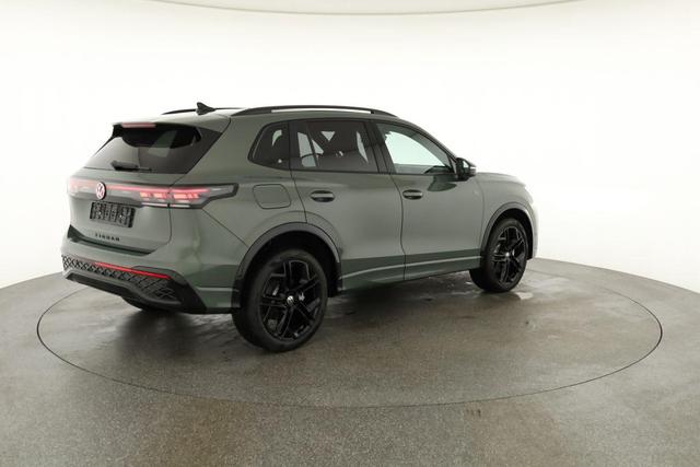 Volkswagen Tiguan 1.5 TSI eHybrid 200 kW R-Line Black, Pano, IQ.Light, 20-Zoll, AHK, AreaView 
