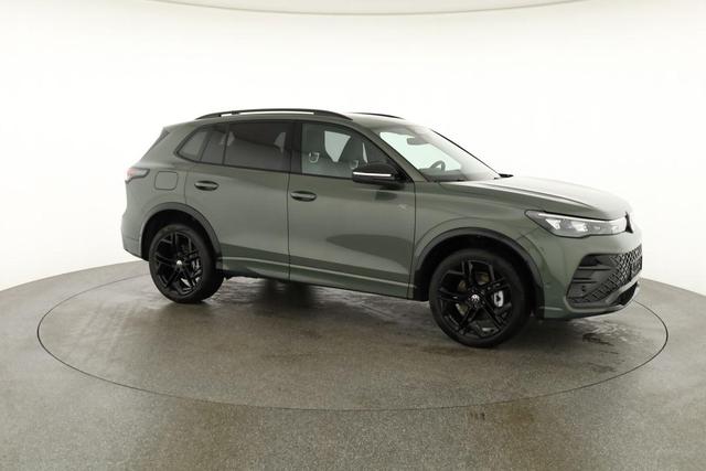 Volkswagen Tiguan 1.5 TSI eHybrid 200 kW R-Line Black, Pano, IQ.Light, 20-Zoll, AHK, AreaView 