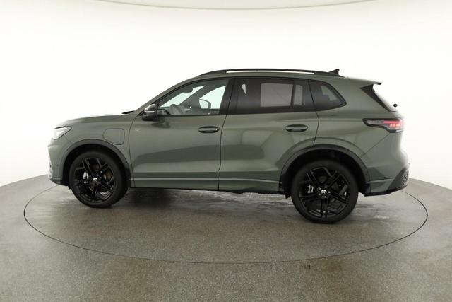 Volkswagen Tiguan 1.5 TSI eHybrid 200 kW R-Line Black, Pano, IQ.Light, 20-Zoll, AHK, AreaView 