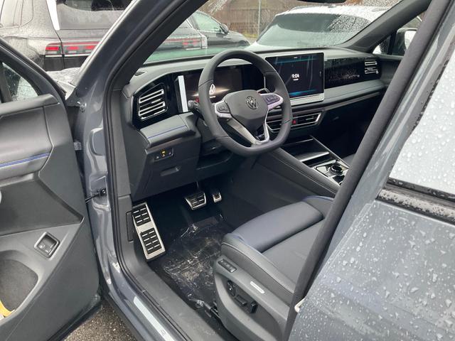 Volkswagen Tiguan - 1.5 TSI eHybrid 200 kW R-Line Black, Pano, 20-Zoll, AHK, AreaView, Leder Varenna