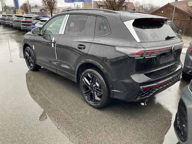 Volkswagen Tiguan 1.5 TSI eHybrid 200 kW R-Line Black, Pano, 20-Zoll, AHK, AreaView, Leder Varenna 