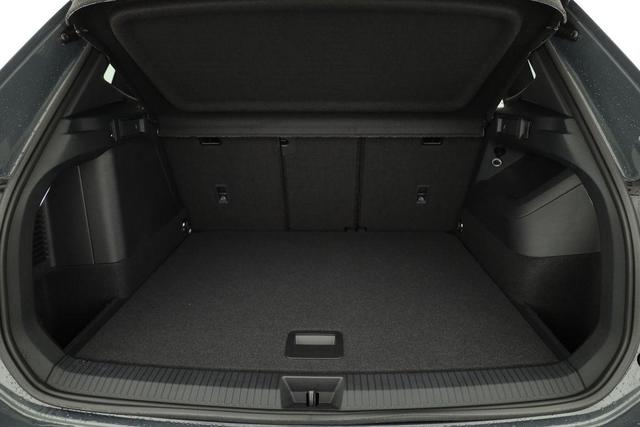 Volkswagen Tiguan 1.5 TSI eHybrid 200 kW R-Line Black, Pano, IQ.Light, 20-Zoll, AHK, AreaView, Leder Varenna 