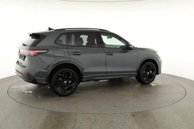 Volkswagen Tiguan 1.5 TSI eHybrid 200 kW R-Line Black, Pano, IQ.Light, 20-Zoll, AHK, AreaView, Leder Varenna 