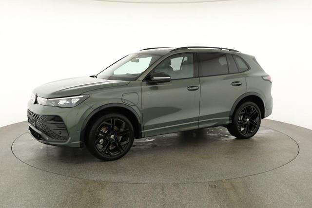 Volkswagen Tiguan 1.5 TSI eHybrid 200 kW R-Line Black, Pano, IQ.Light, 20-Zoll, AHK, AreaView, Leder Varenna 