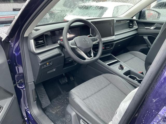 Volkswagen Tayron - 1.5 TSI eHybrid 150 kW Life Life, Pano, HuD, AHK, AreaView, Side, Navi, Winter, 5-J. Garantie