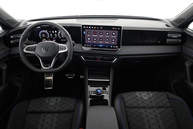 Volkswagen Tiguan 1.5 TSI eHybrid 200 kW R-Line Black, Pano, 20-Zoll, AHK, AreaView 