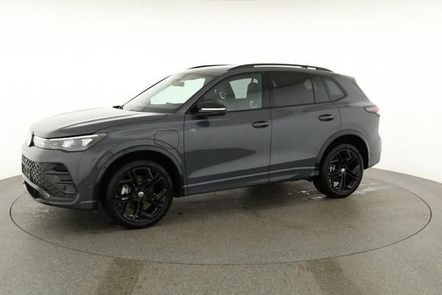 Volkswagen Tiguan 1.5 TSI eHybrid 200 kW R-Line Black, Pano, IQ.Light, 20-Zoll, AHK, AreaView 