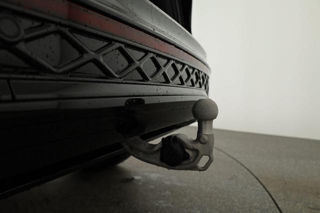 Volkswagen Tiguan 1.5 TSI eHybrid 200 kW R-Line Black, Pano, 20-Zoll, AHK, AreaView, Leder Varenna 