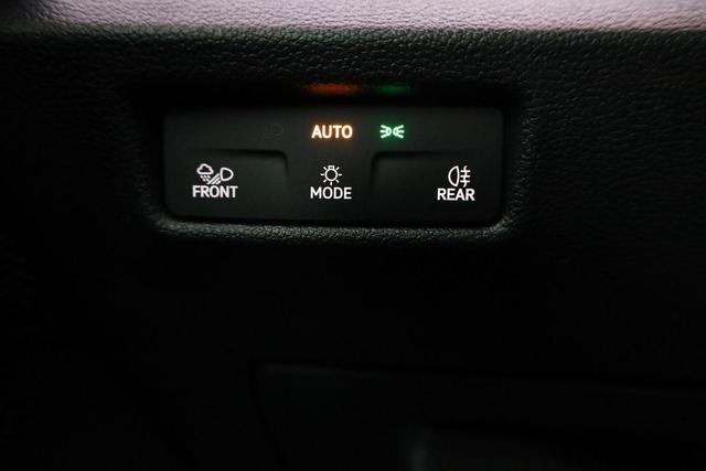 Volkswagen Tiguan 1.5 TSI eHybrid 200 kW R-Line Black, Pano, IQ.Light, 20-Zoll, AHK, AreaView, Leder Varenna 