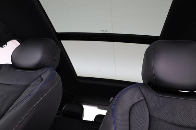 Volkswagen Tiguan 1.5 TSI eHybrid 200 kW R-Line Black, Pano, IQ.Light, 20-Zoll, AHK, AreaView, Leder Varenna 