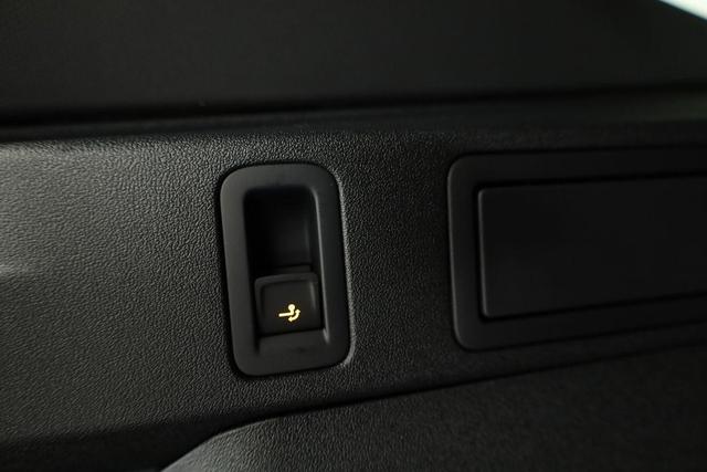 Volkswagen Tiguan 1.5 TSI eHybrid 200 kW R-Line Black, Pano, IQ.Light, 20-Zoll, AHK, AreaView, Leder Varenna 