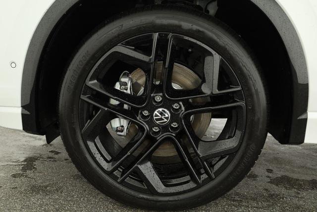 Volkswagen Tiguan 1.5 TSI eHybrid 200 kW R-Line Black, Pano, IQ.Light, 20-Zoll, AHK, AreaView, Leder Varenna 