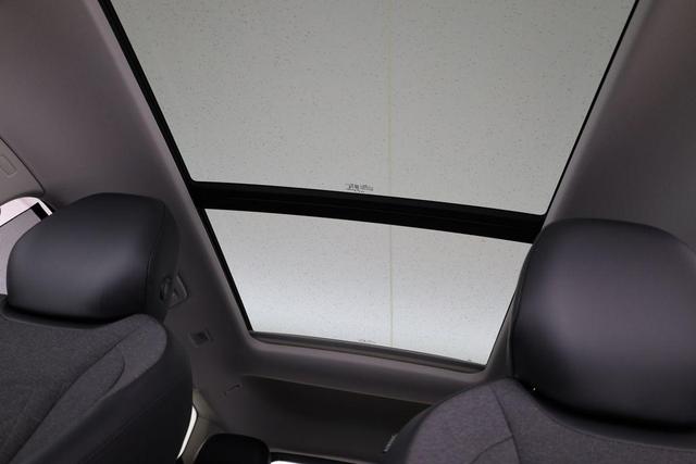 Volkswagen Tayron 1.5 TSI eHybrid 150 kW Life Life, Pano, HuD, AHK, AreaView, Side, Navi, Winter, 5-J. Garantie 