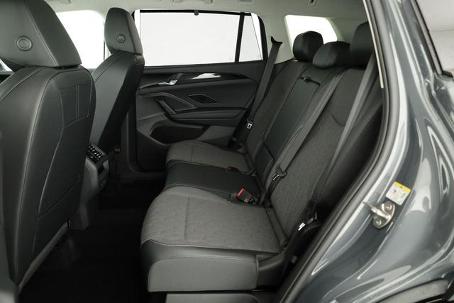 Volkswagen Tayron 1.5 TSI eHybrid 150 kW Life Life, Pano, HuD, AHK, AreaView, Side, Navi, Winter, 5-J. Garantie 