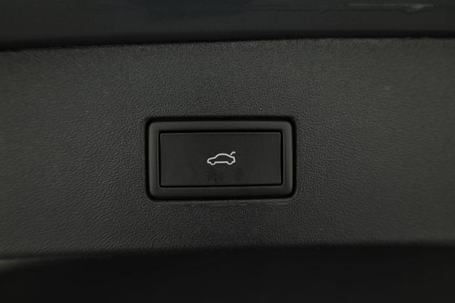 Volkswagen Tayron 1.5 TSI eHybrid 150 kW Life Life, Pano, HuD, AHK, AreaView, Side, Navi, Winter, 5-J. Garantie 