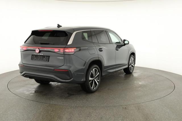 Volkswagen Tayron 1.5 TSI eHybrid 150 kW Life Life, Pano, HuD, AHK, AreaView, Side, Navi, Winter, 5-J. Garantie 