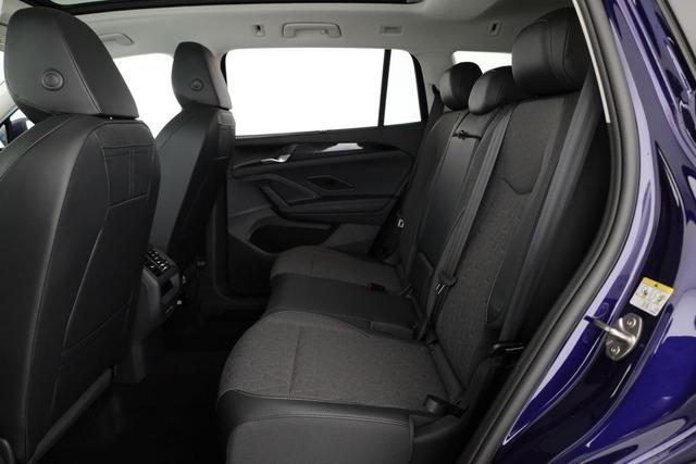 Volkswagen Tayron 1.5 TSI eHybrid 150 kW Life Life, Pano, HuD, AHK, AreaView, Side, Navi, Winter, 5-J. Garantie 