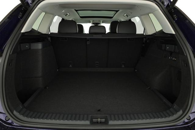 Volkswagen Tayron 1.5 TSI eHybrid 150 kW Life Life, Pano, HuD, AHK, AreaView, Side, Navi, Winter, 5-J. Garantie 