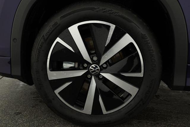 Volkswagen Tayron 1.5 TSI eHybrid 150 kW Life Life, Pano, HuD, AHK, AreaView, Side, Navi, Winter, 5-J. Garantie 