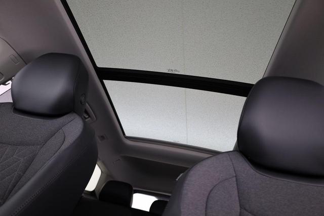 Volkswagen Tayron 1.5 TSI eHybrid 150 kW Life Life, Pano, HuD, AHK, AreaView, Side, Navi, Winter, 5-J. Garantie 