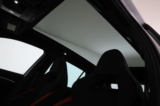 Skoda Kamiq Monte Carlo 1.5 TSI Carlo, Pano, Kamera, Side, ACC, FS-beheizbar, 18-Zoll, Winter 