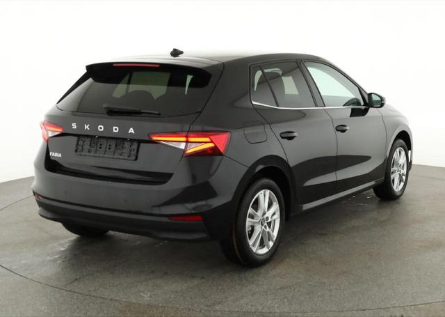 Skoda Fabia Selection 1.0 TSI DSG Selection, LED, Kamera, Side, ACC, Winter, Ladeboden, sofort 