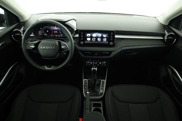 Skoda Fabia Selection 1.0 TSI DSG Selection, LED, Kamera, Side, ACC, Winter, Ladeboden, sofort 